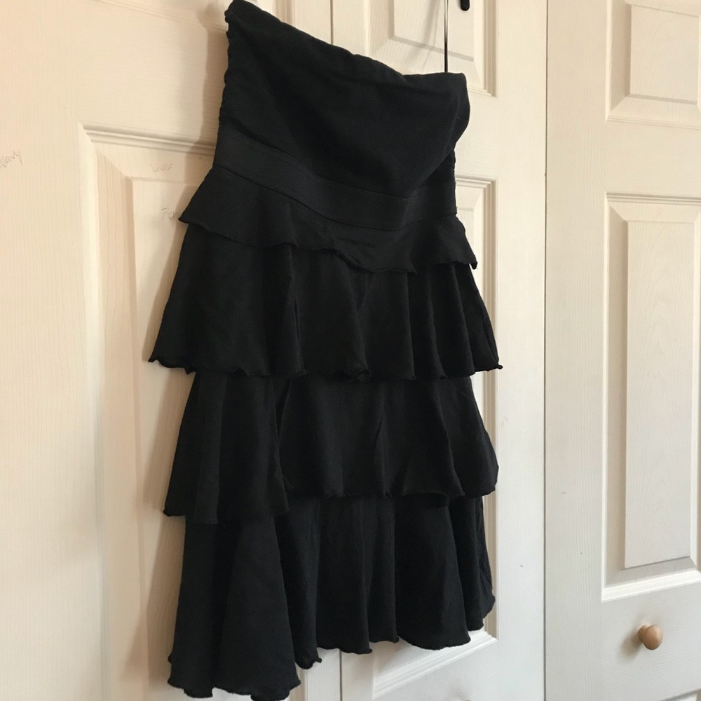 EXPRESS Tiered Strapless Dress - Black, Size Small - Picture 2 of 6